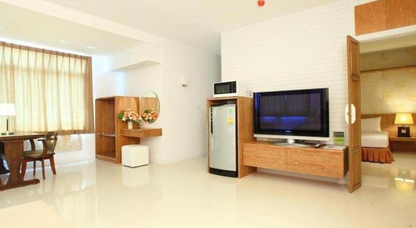 האט יאי G2 Hotel Group מראה חיצוני תמונה